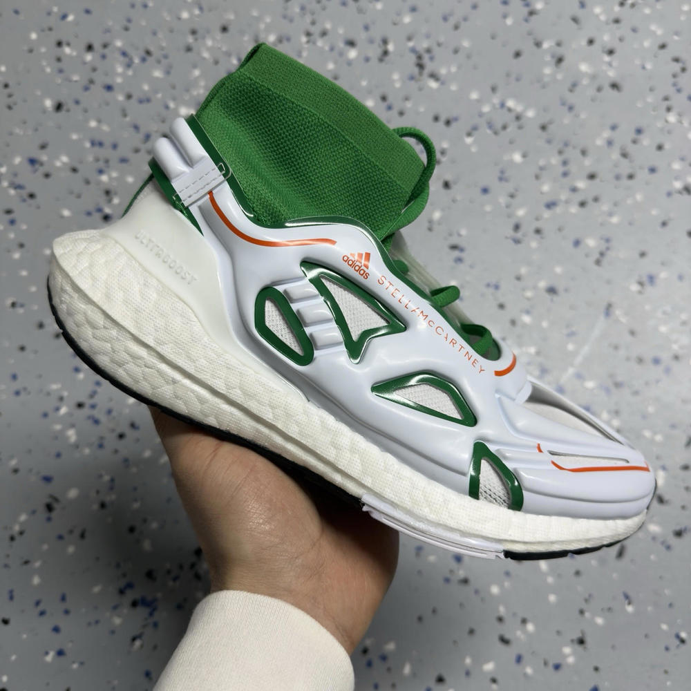 Adidas UltraBoost 22 Stella McCartney High Green White GX9866 Women’s Size 6
